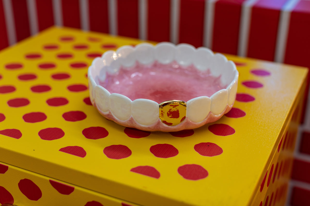 Seletti Teeth Ashtray - Holy Smokes from the Teeth Collection