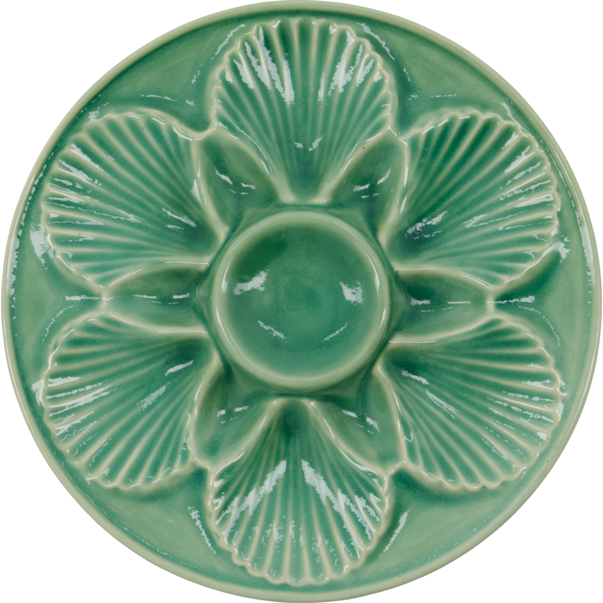 Diva green serving dish by House Doctor with sculpted shell-like sections – ceramic sharing plate