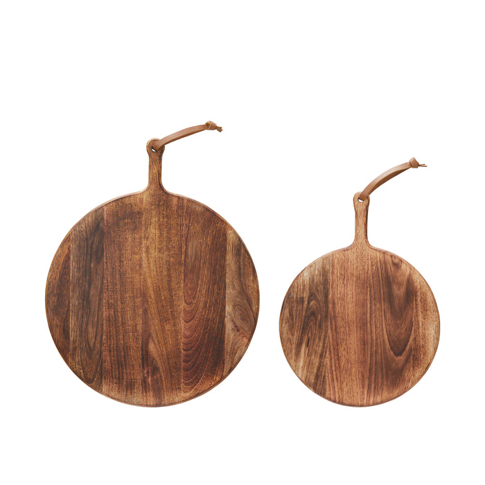 Asha chopping board set in antique brown wood by Wikholmform