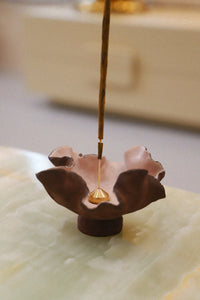 Hibiscus Rouge Handmade Ceramic Incense Holder – NH x L&S Ceramics