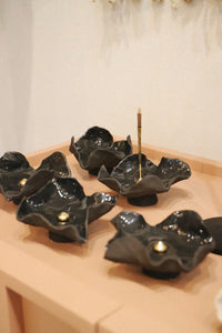 Hibiscus Noir Handmade Incense Holder – NH x L&S Ceramics