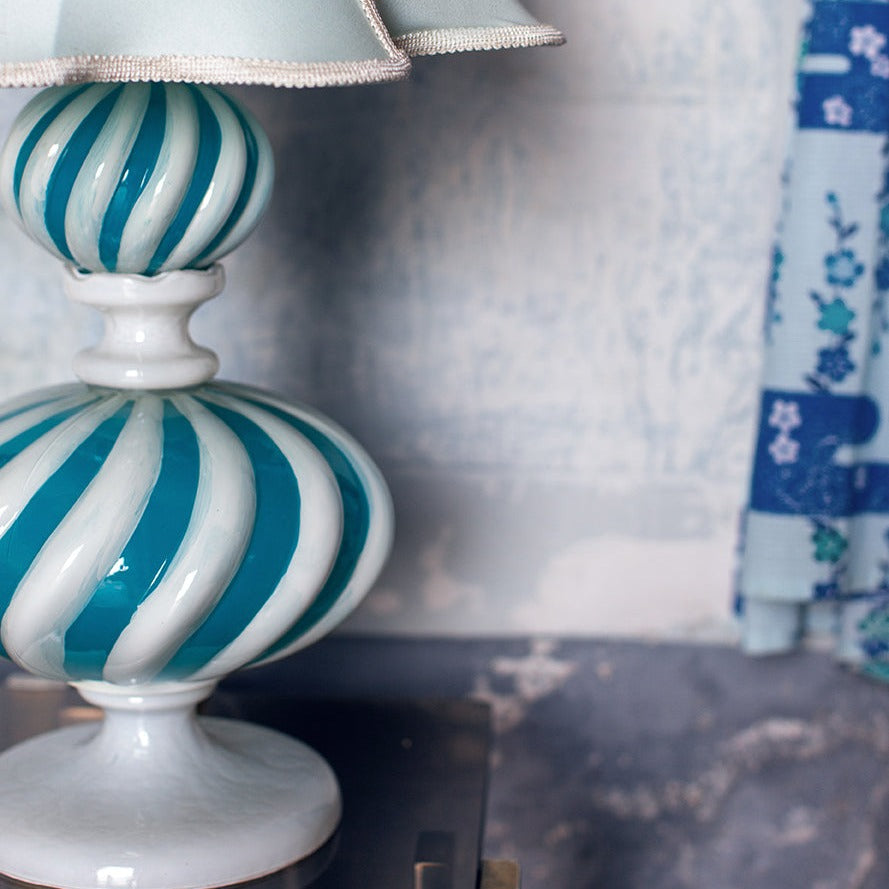 Blue and White Glass Table Lamp – Mon Lampada Celeste by HKLIVING