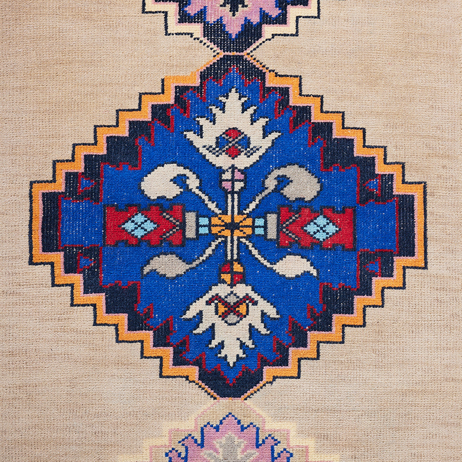 Hand-Knotted Woolen Runner – Oriental (90x265cm) by HKLIVING