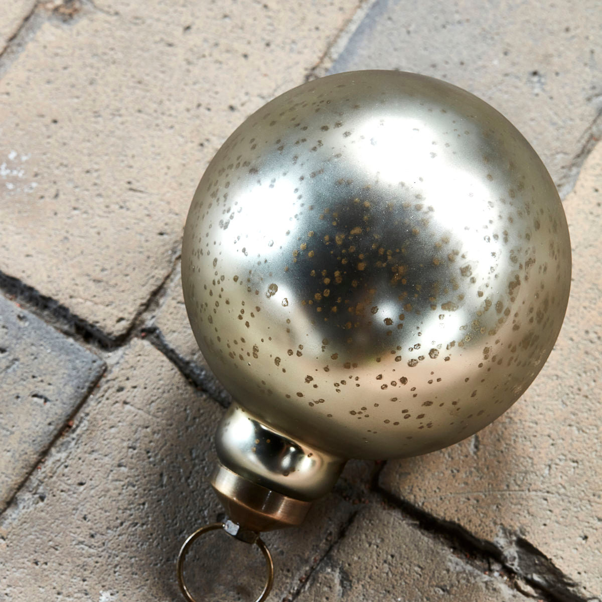 Ornament Shine Matte Gold Large Bauble