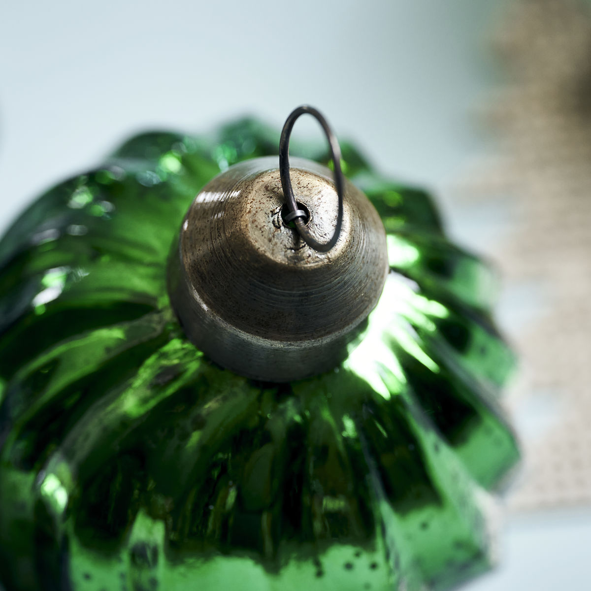 Twist Green Ornament L