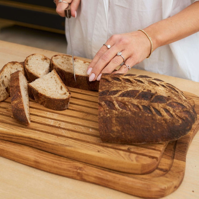 Teak Wood Bread Cuttingboard