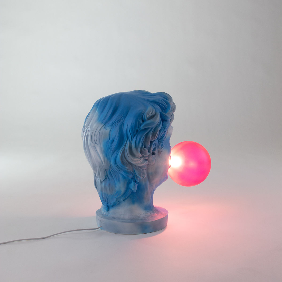 Seletti Wonder Cloud Lamp - Classical Warrior with Floating Bubble Gum Light