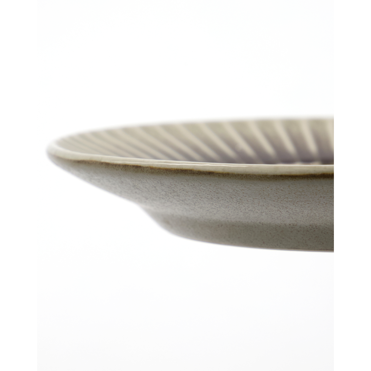 Cake Plate, Stoneware, Grey Brown, Pleat from House Doctor