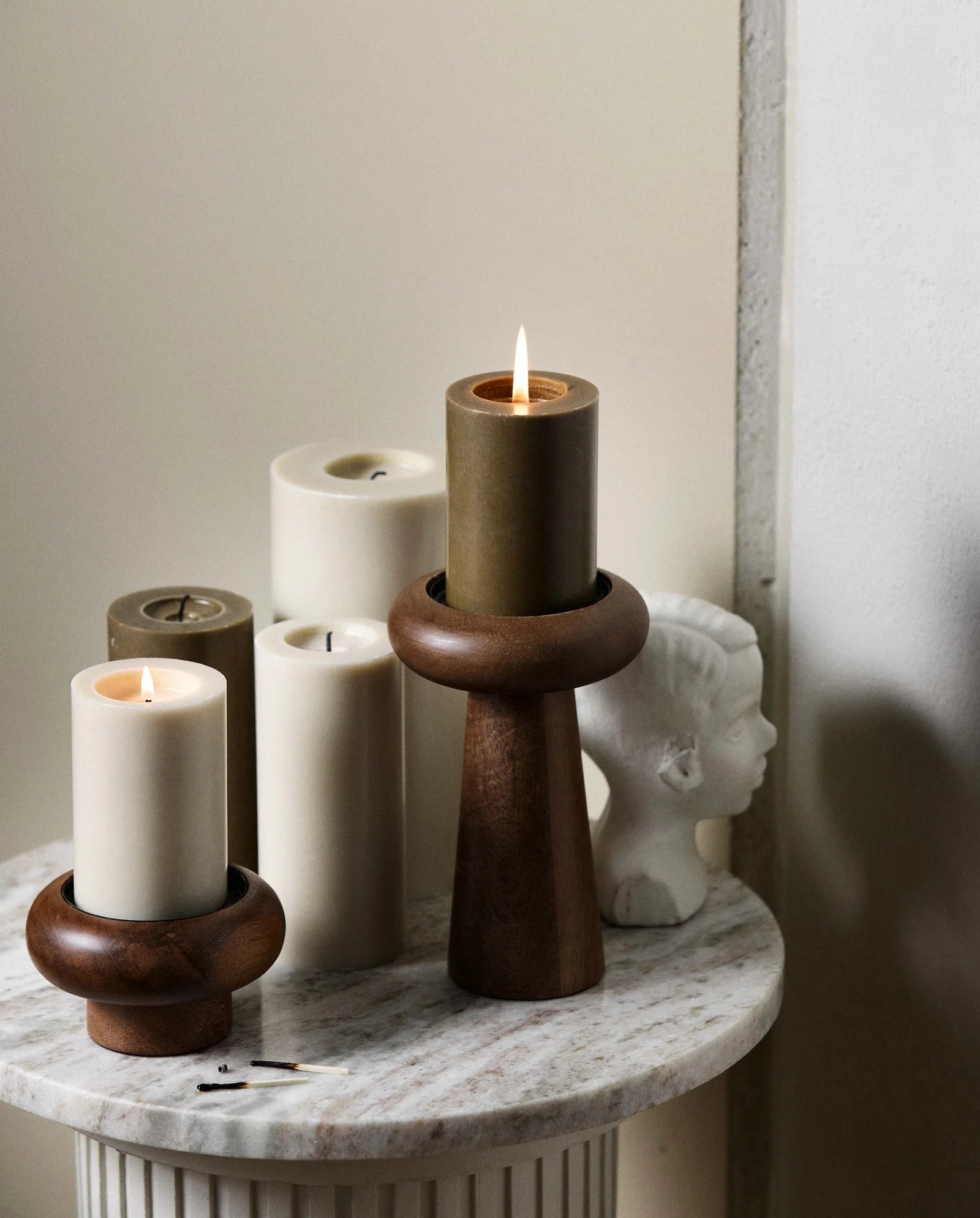 BAWE candle holder in mango wood by Nordal, product shot on a plain background