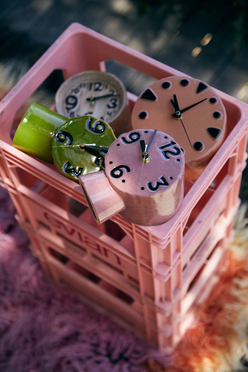 Retro Ceramic Clocks by hkliving