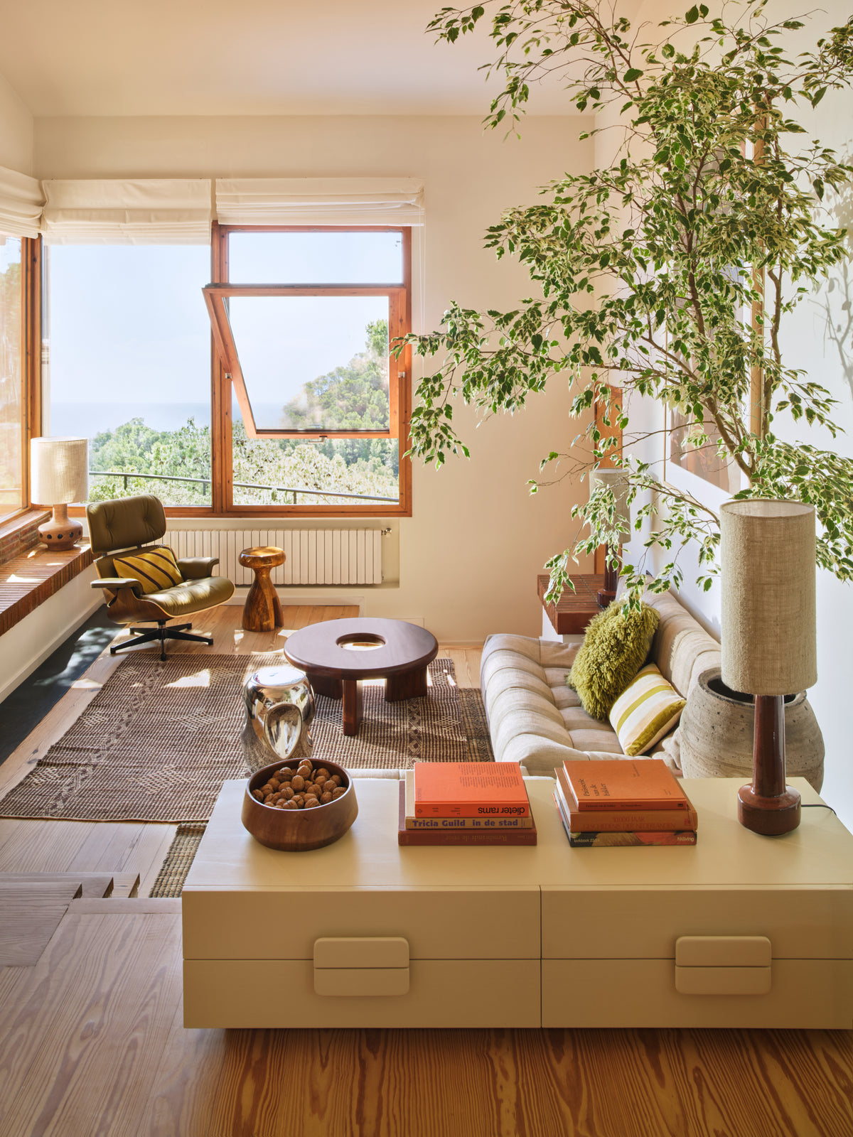 Spacious Lowboard, Sideboard, in Cream from hkliving