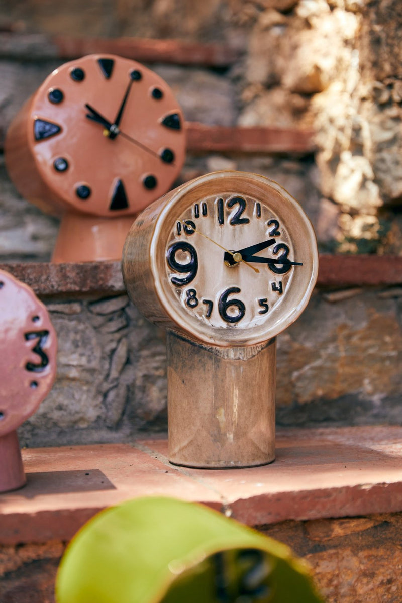 Retro Ceramic Clocks by hkliving