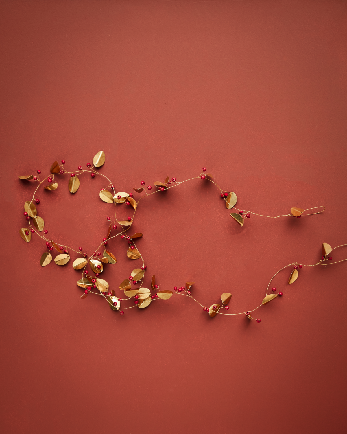 Brass Finish Leaf Garland by House Doctor