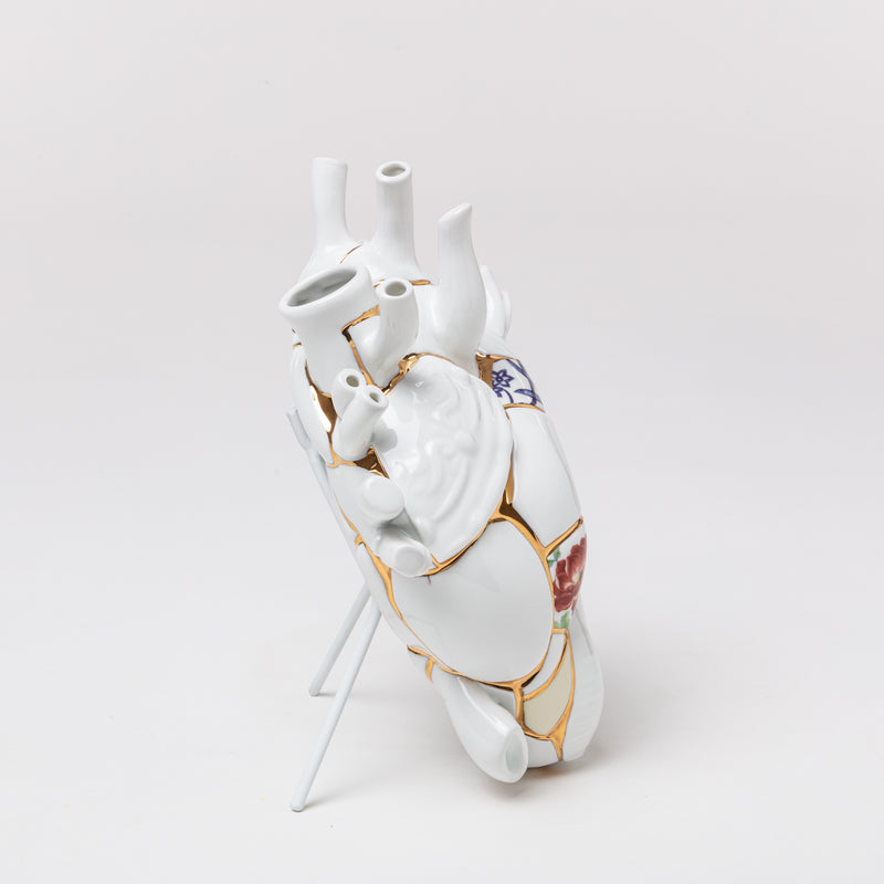 Seletti Love In Bloom Kintsugi Vase – Japanese-Inspired Anatomical Heart Vase