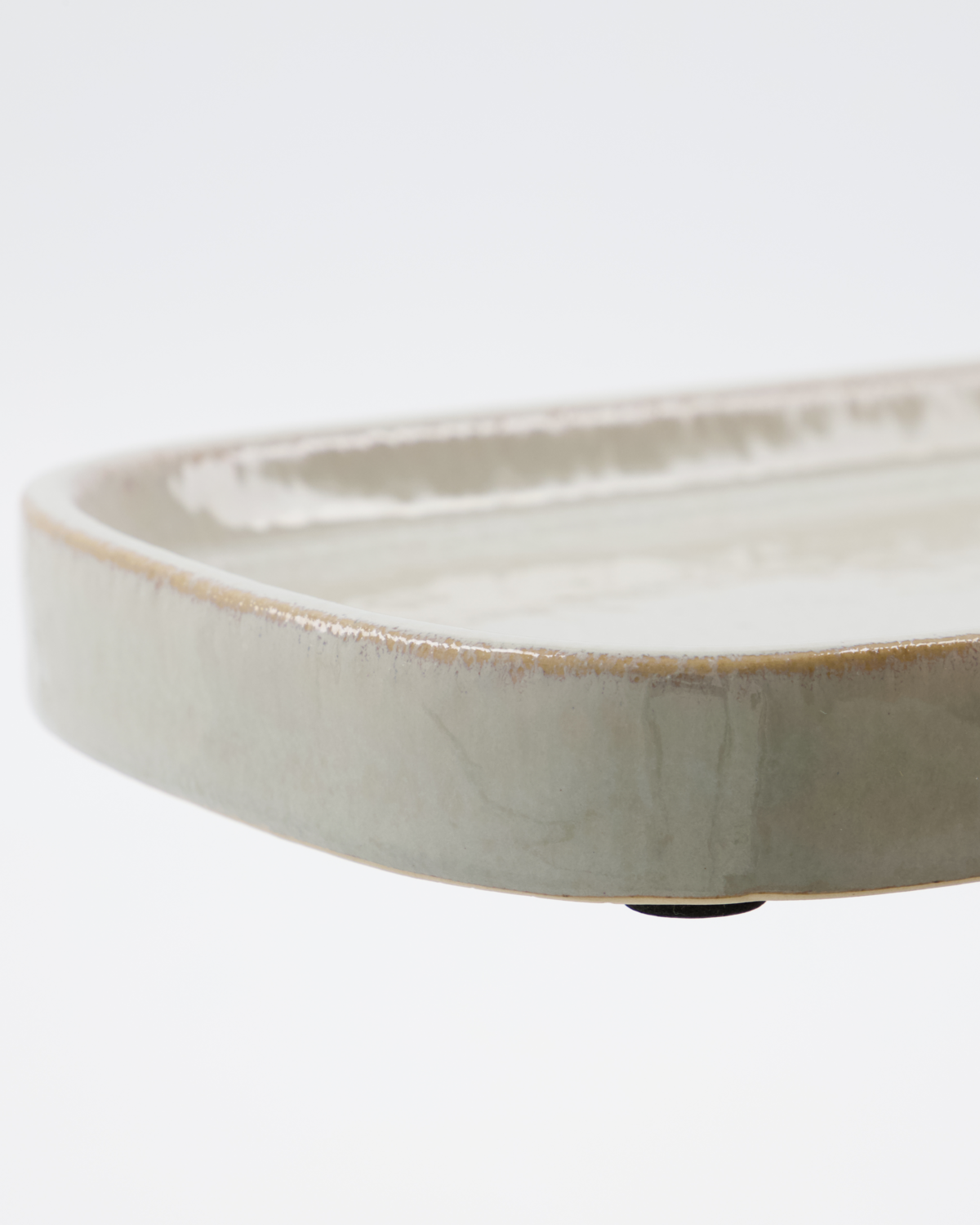 Earthenware Shellish Grey Tray by Meraki