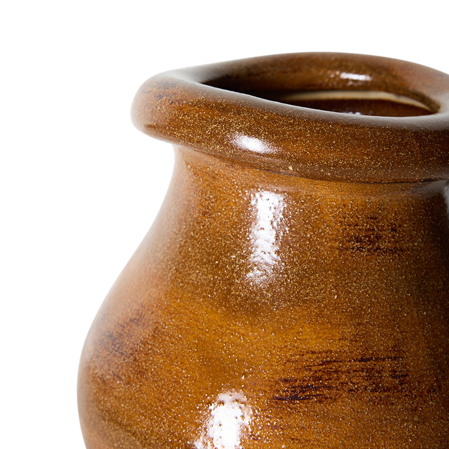 Close-up of the rolled rim and glaze detail on the HKLIVING Robust Vase in burnt umber, Medium size