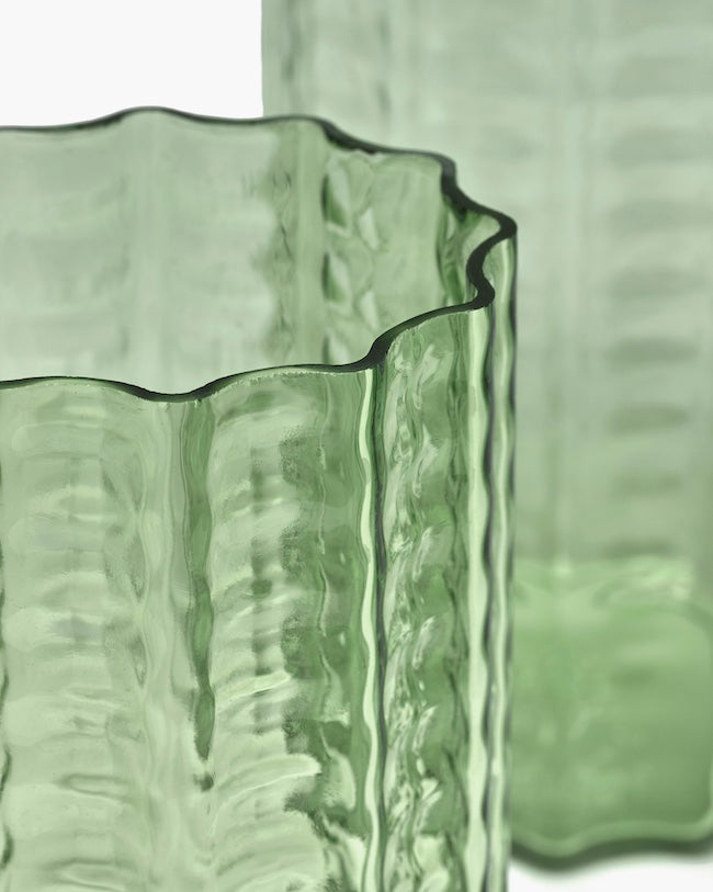 Vase 02 Green Transparent Waves