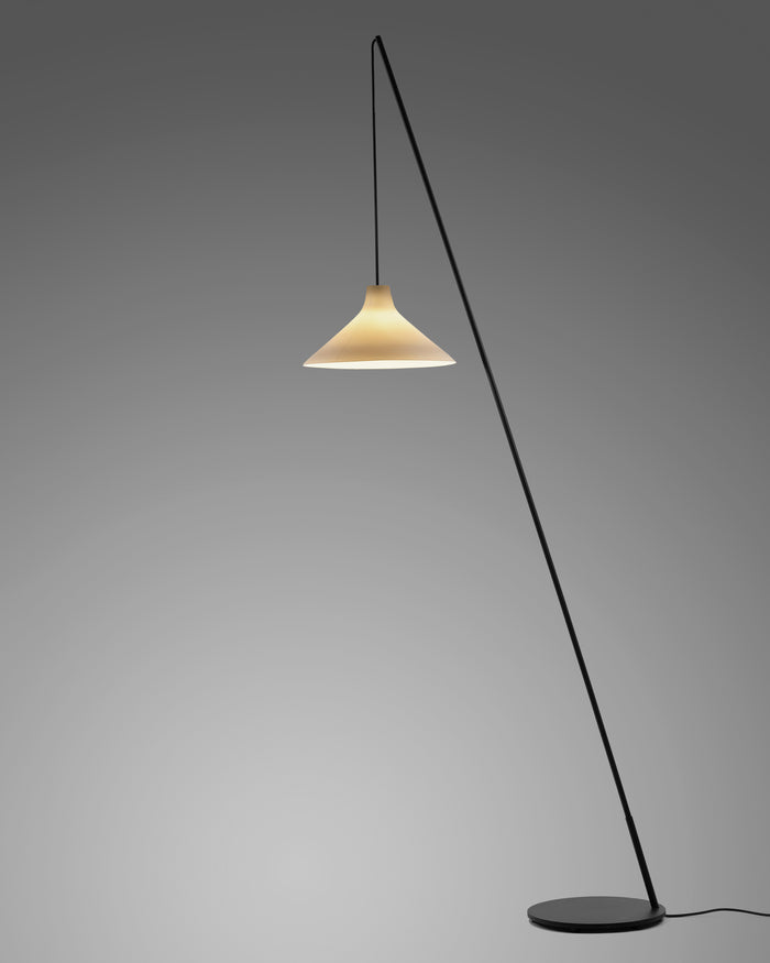 Seam Floor Lamp Black-White by Serax – Artistic Steel and Porcelain Design by Seppe Van Heusden