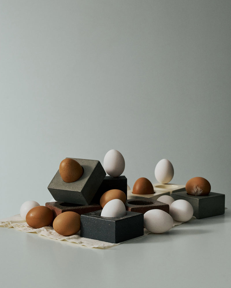 Egg Cup in Black Stoneware, Uovo by Serax