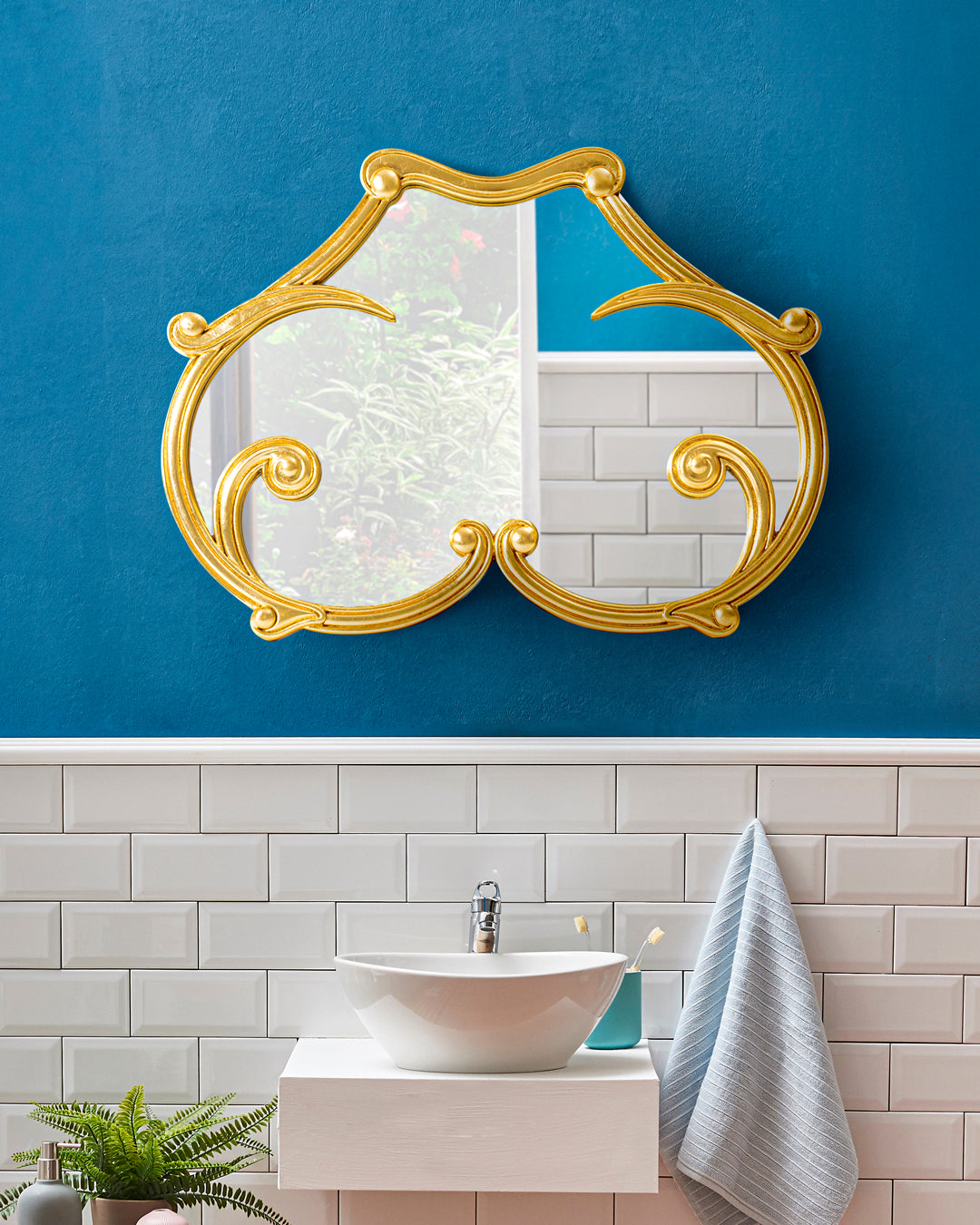 Seletti Liberty Mirror - Woman | Curved Body-Inspired Decorative Mirror