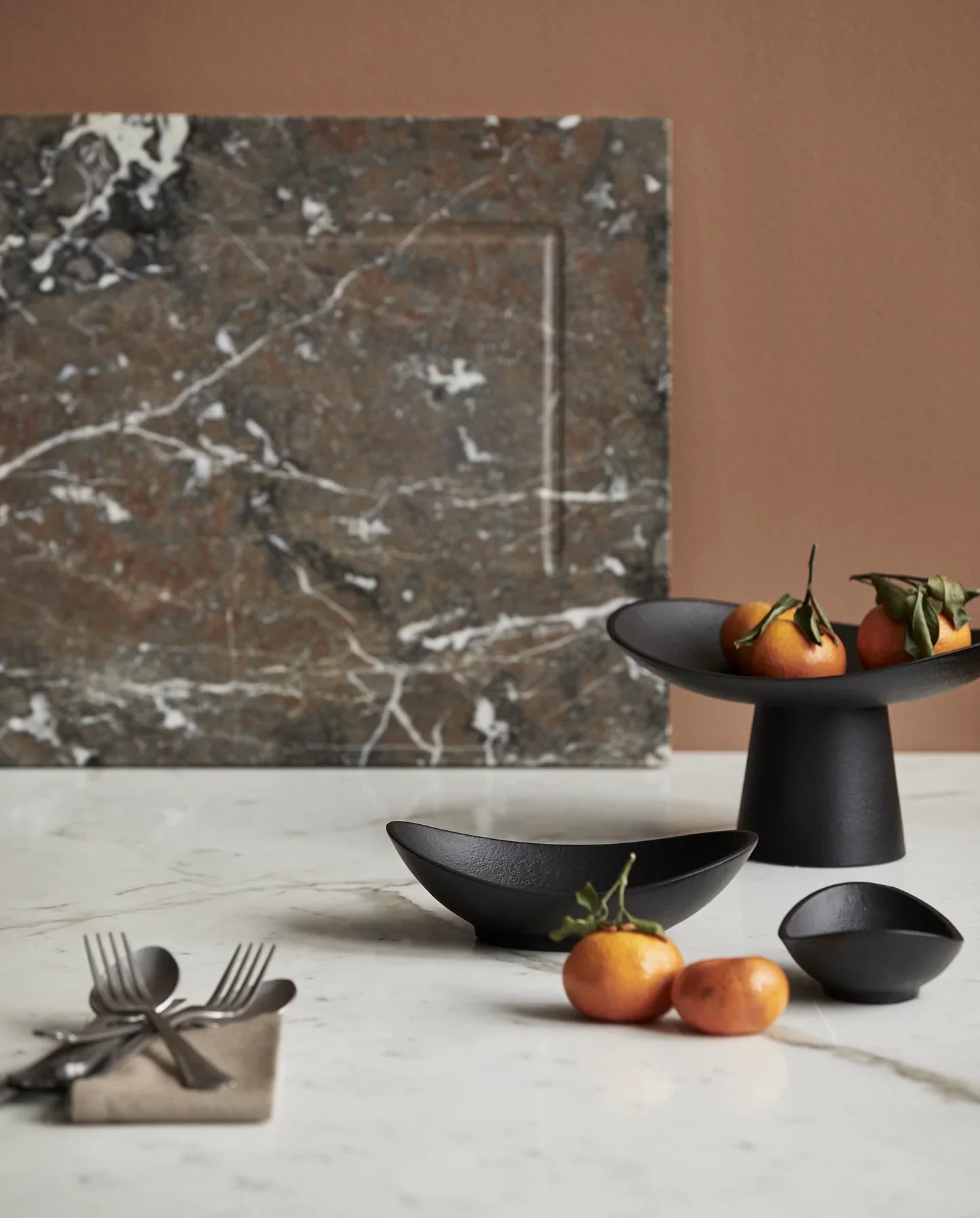 Kepel Cake Plate Black