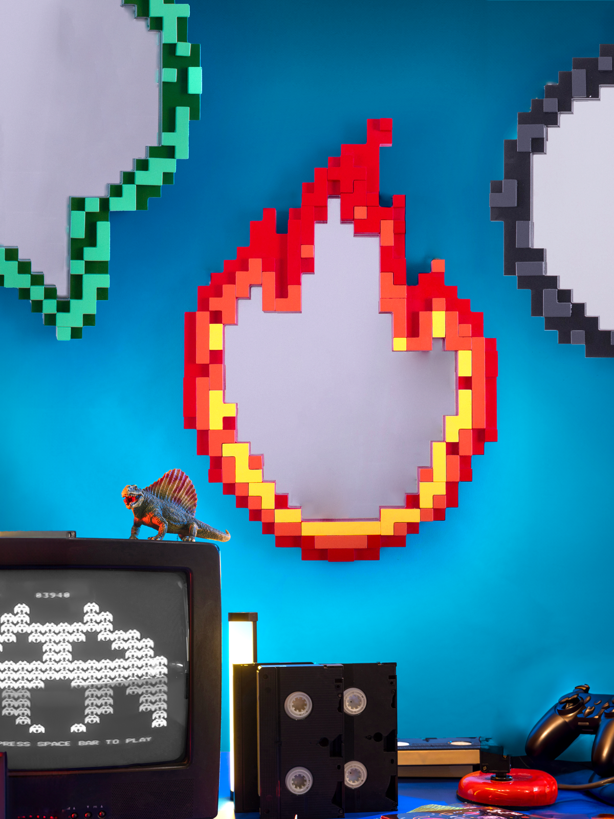 Seletti Pixel Mirror – Flame | Pixel Art-Inspired Wall Mirror