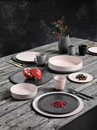 Nordic Nude Dessert Plate