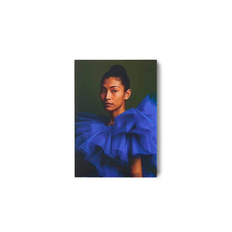 Volt plexi portrait by HKLIVING, blue tulle garment against a green backdrop, 35 x 50cm on white background