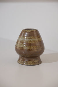 top view of bark glazed chasen stand showing opening detail
