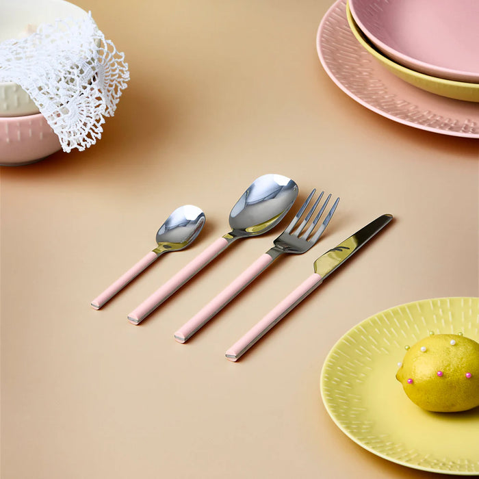 Confetti cutlery set in candyfloss pink with plates and bowls