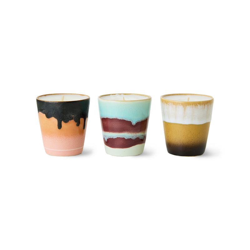 HKLIVING 70s Ceramics Christmas candle set of three in multicolour mugs – Frost & Firewood edition
