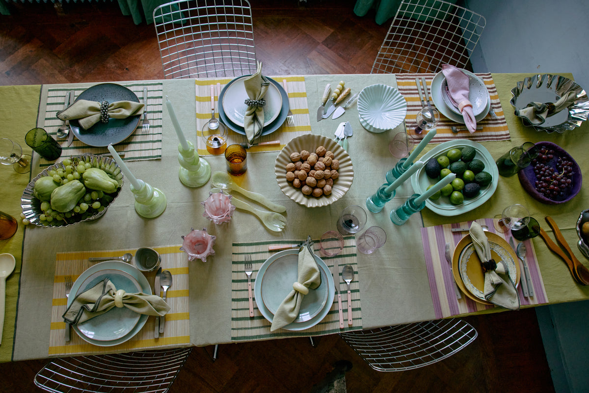 Table setting with HKLIVING cream cheese knives, pastel tableware, and striped placemats – modern dining inspiration
