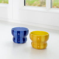 &klevering circus mugs mixed colours blue and yellow showing glossy striped finish

