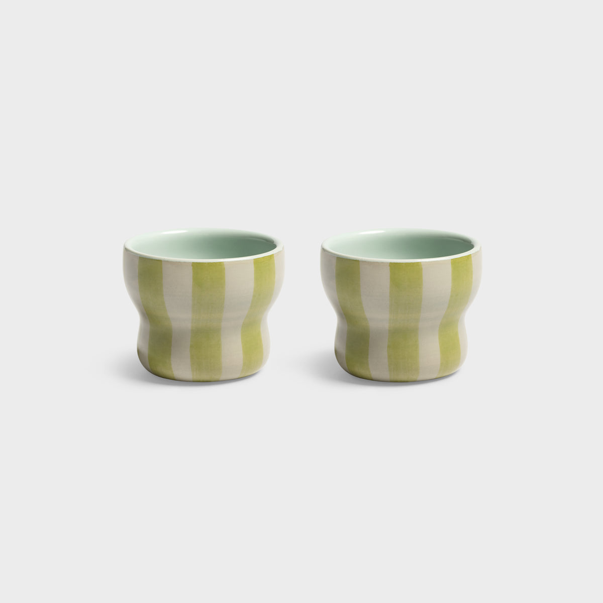 &klevering circus small green mugs set of two showing vertical stripes
