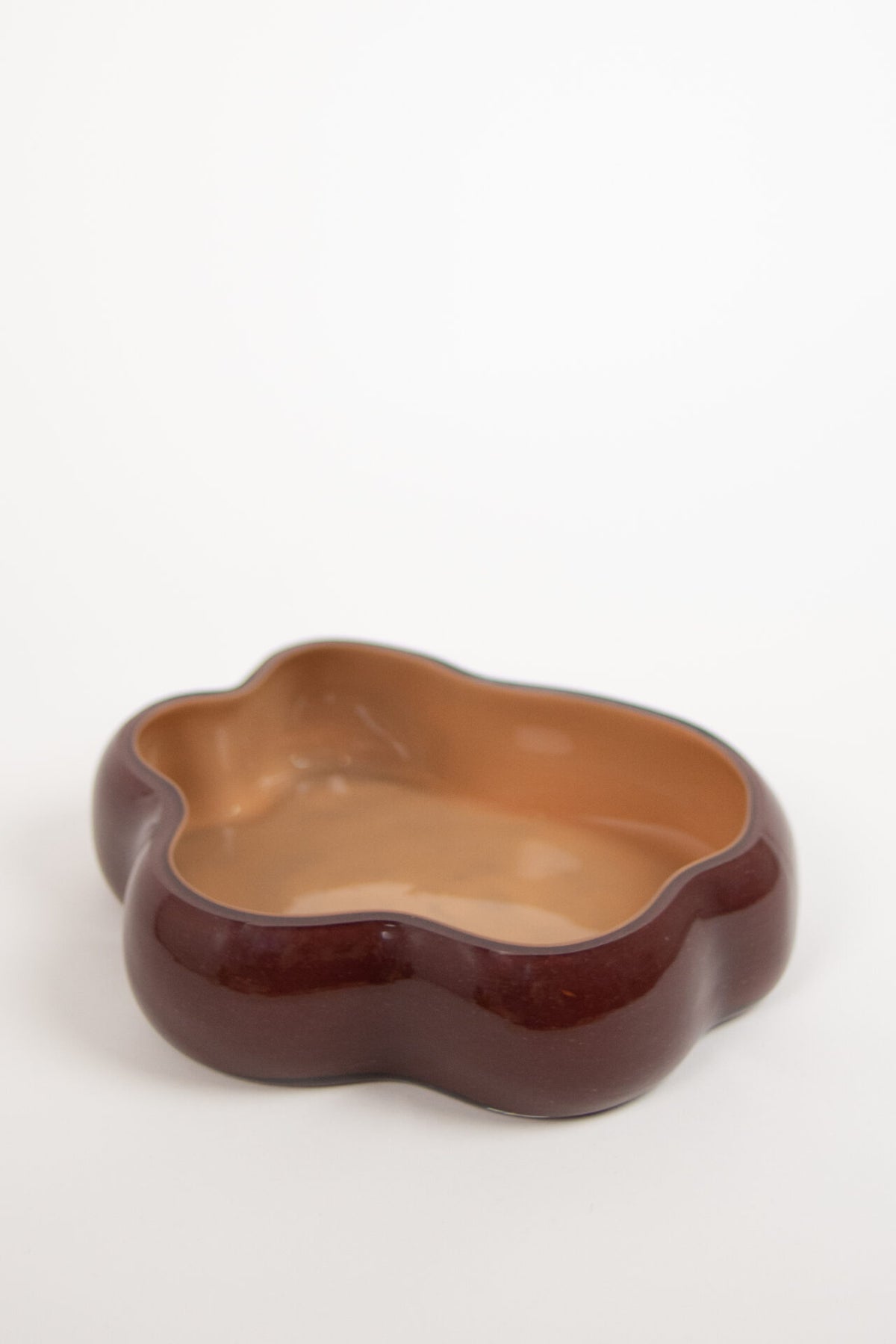 Lagoon large two-tone glass dish in brown and peach by Olsson & Jensen