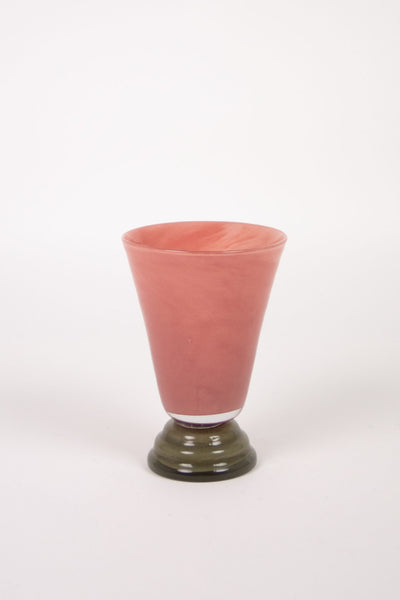 Lolli dusty rose glass vase with a dark green foot by Olsson & Jensen, 22 cm