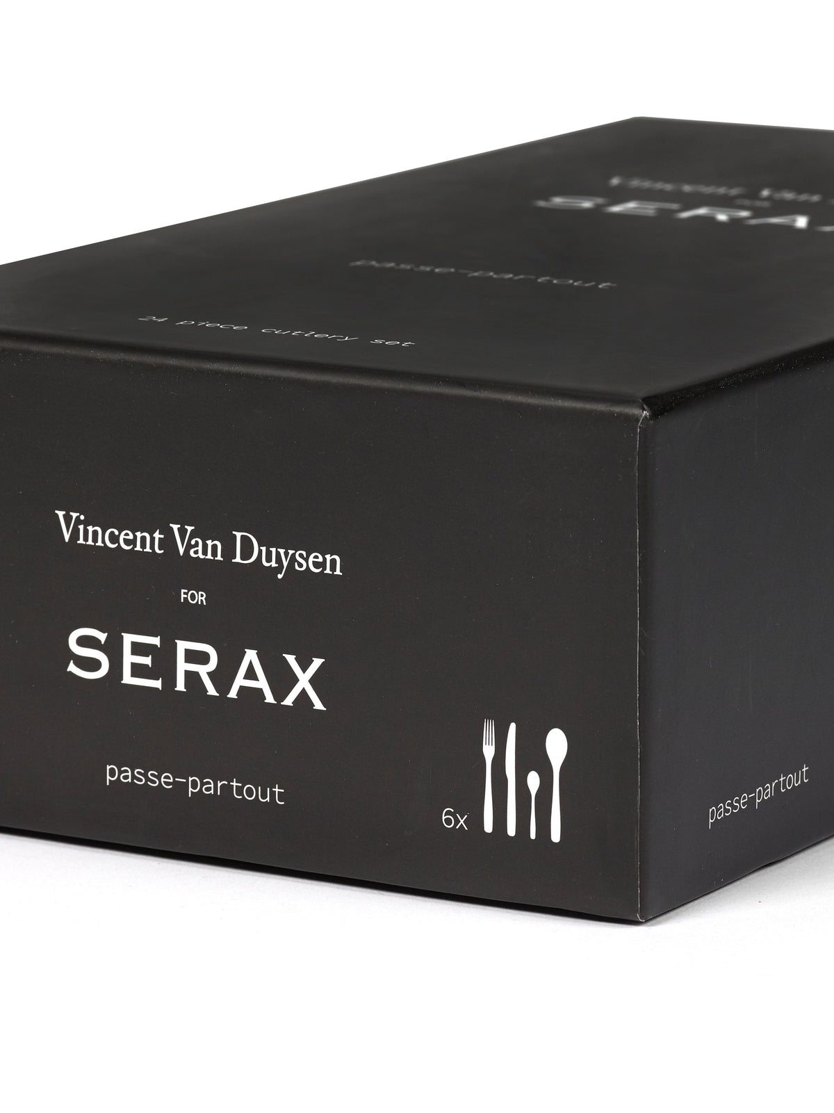 Black Serax gift box for the Passe-partout cutlery set by Vincent Van Duysen