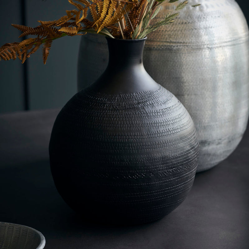 Vase Reena Brown