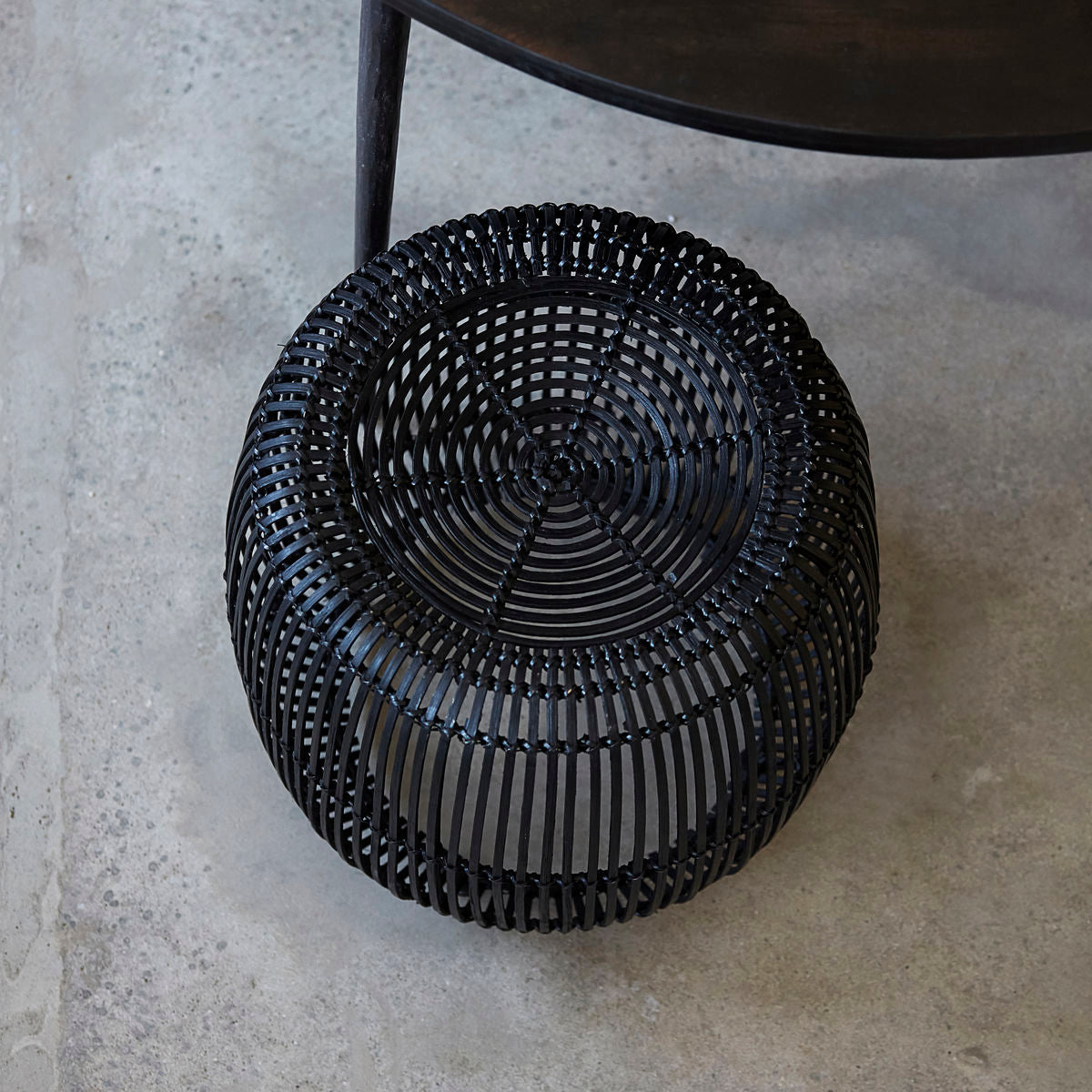 Stool, Modern, Black