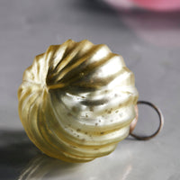 Twist Matte Gold Ornament S