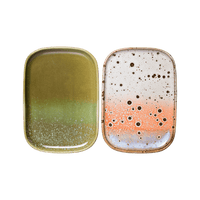small hkiving plates or trays