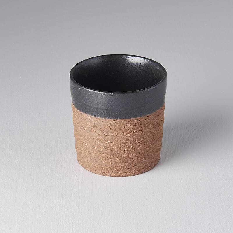 Grooved Mug Black & Clay