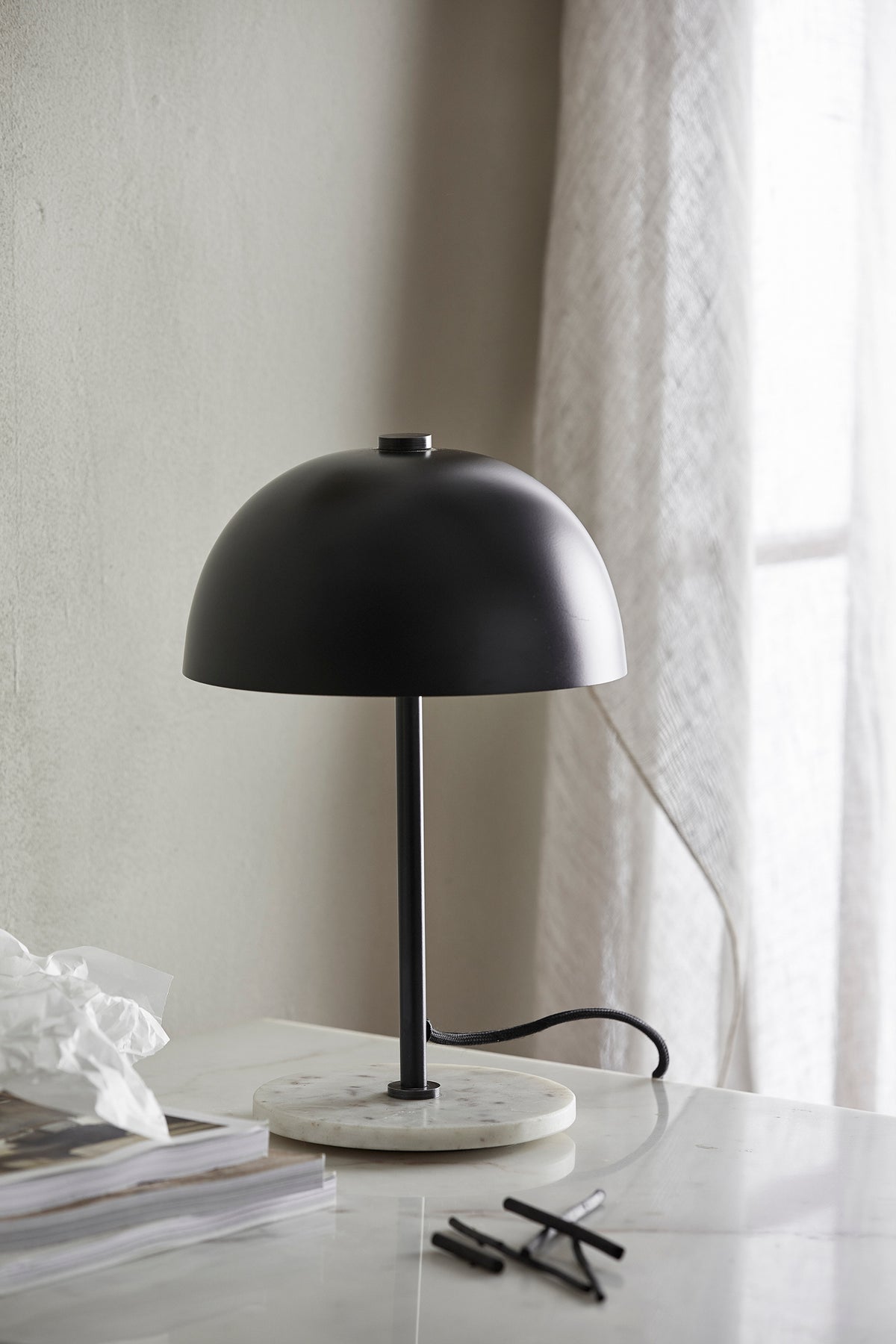 Kita Table Lamp Black With Marble Stand