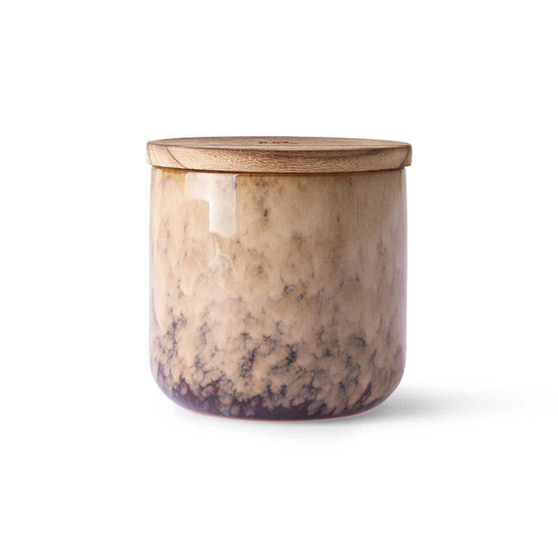 scented hklinvg canlde with wooden lid in a hand painted reuasble browna and almost purple clouring